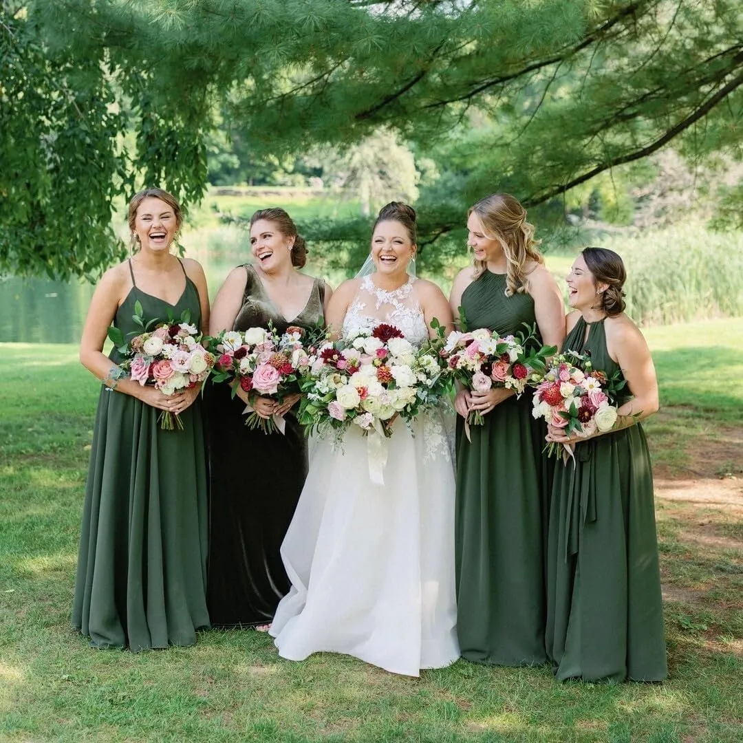 IIF Women's Halter Pleated Chiffon Bridesmaid Dresses with Pockets A-Line Long Formal Dress with Slit IIF110