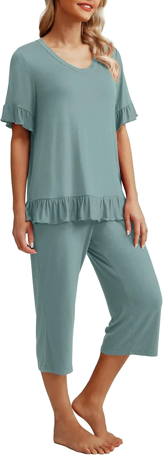 PrinStory Womens Pajama Set Short Sleeve Shirt and Capri Pants Sleepwear Pjs Set with Pockets