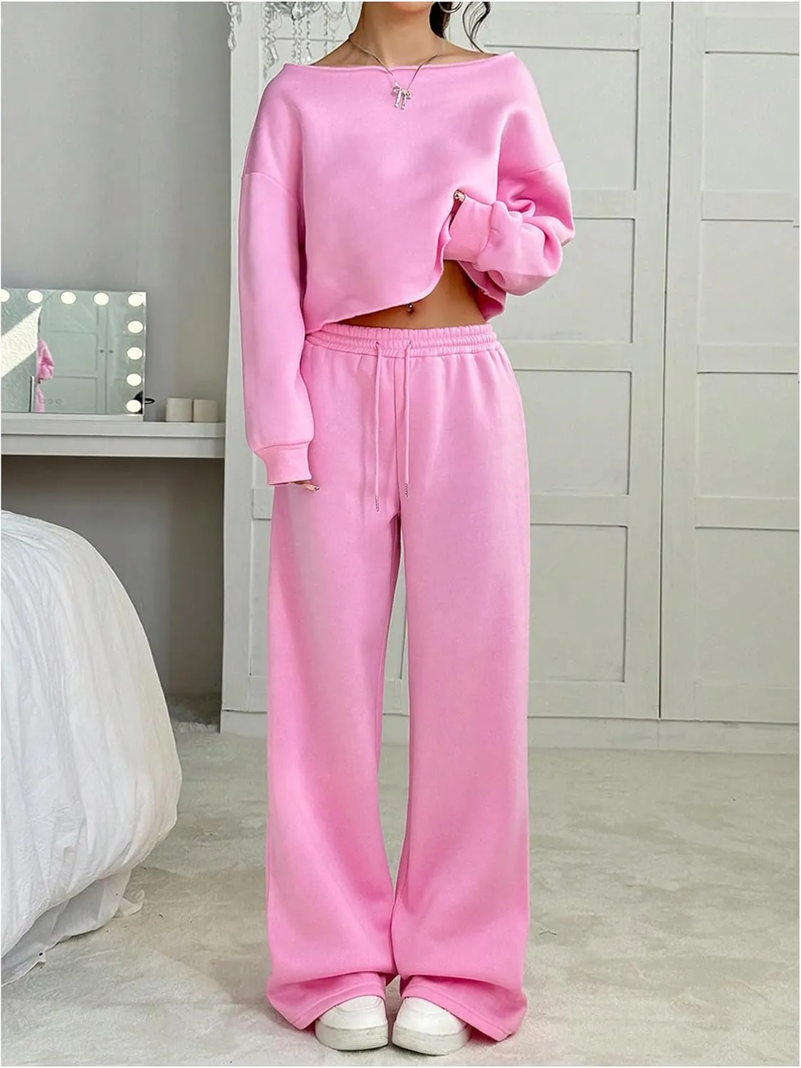 SOLY HUX Women's Sweatsuits Off The Shoulder Crop Top and Drawstring Long Pants 2 Piece Fall Outfits