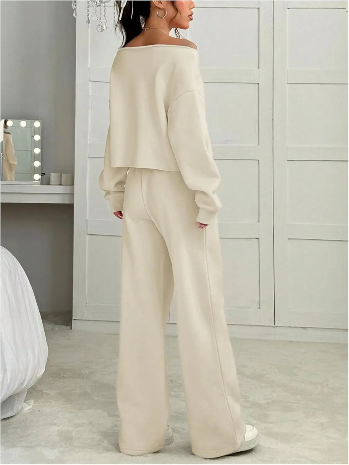 SOLY HUX Women's Sweatsuits Off The Shoulder Crop Top and Drawstring Long Pants 2 Piece Fall Outfits