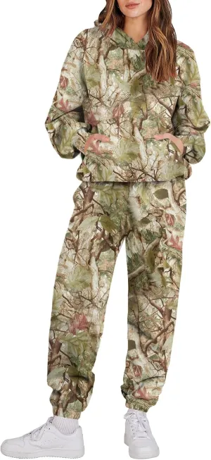 Women's Camo Sweatsuit Set - 2 Piece: Oversized Maple Leaf Print Hoodie & Sweatpants